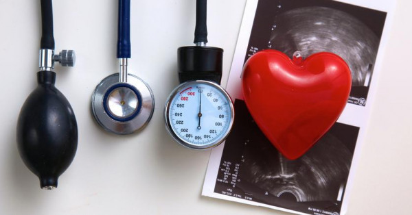 Какой образ жизни вести, чтобы в старости не скакало давление?